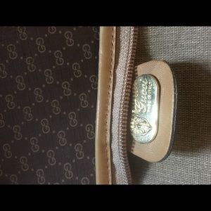 Gucci vintage garment bag

Gucci Gucci Gucci Gucci Vintage